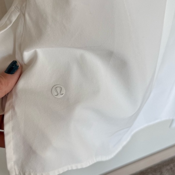 Lululemon In the Moment Shirt White Athleisure Casual Women’s Size 8 - Picture 15 of 16